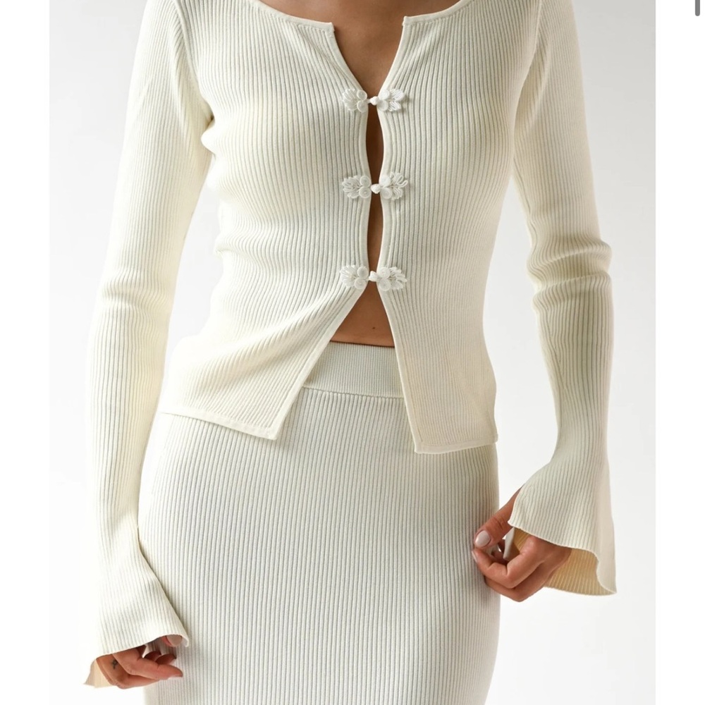 Yellow the Label Kai Top in Ivory